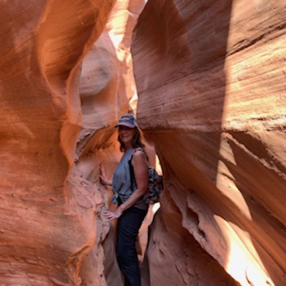 Welcome to Le PoshMark (Leslie’s Poshmark) - Picture 2 of 7